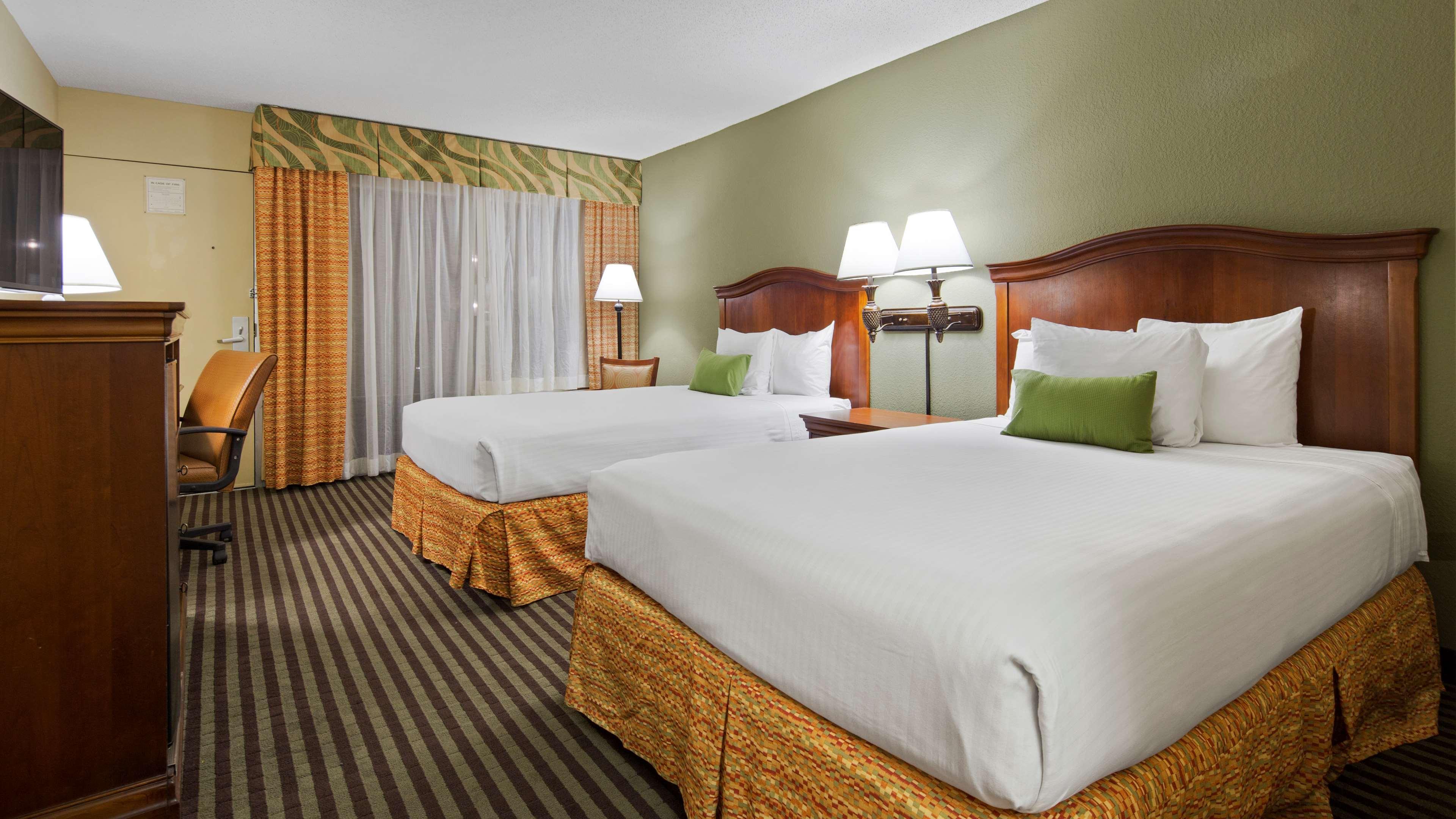 Best Western Downtown Стюарт Екстериор снимка