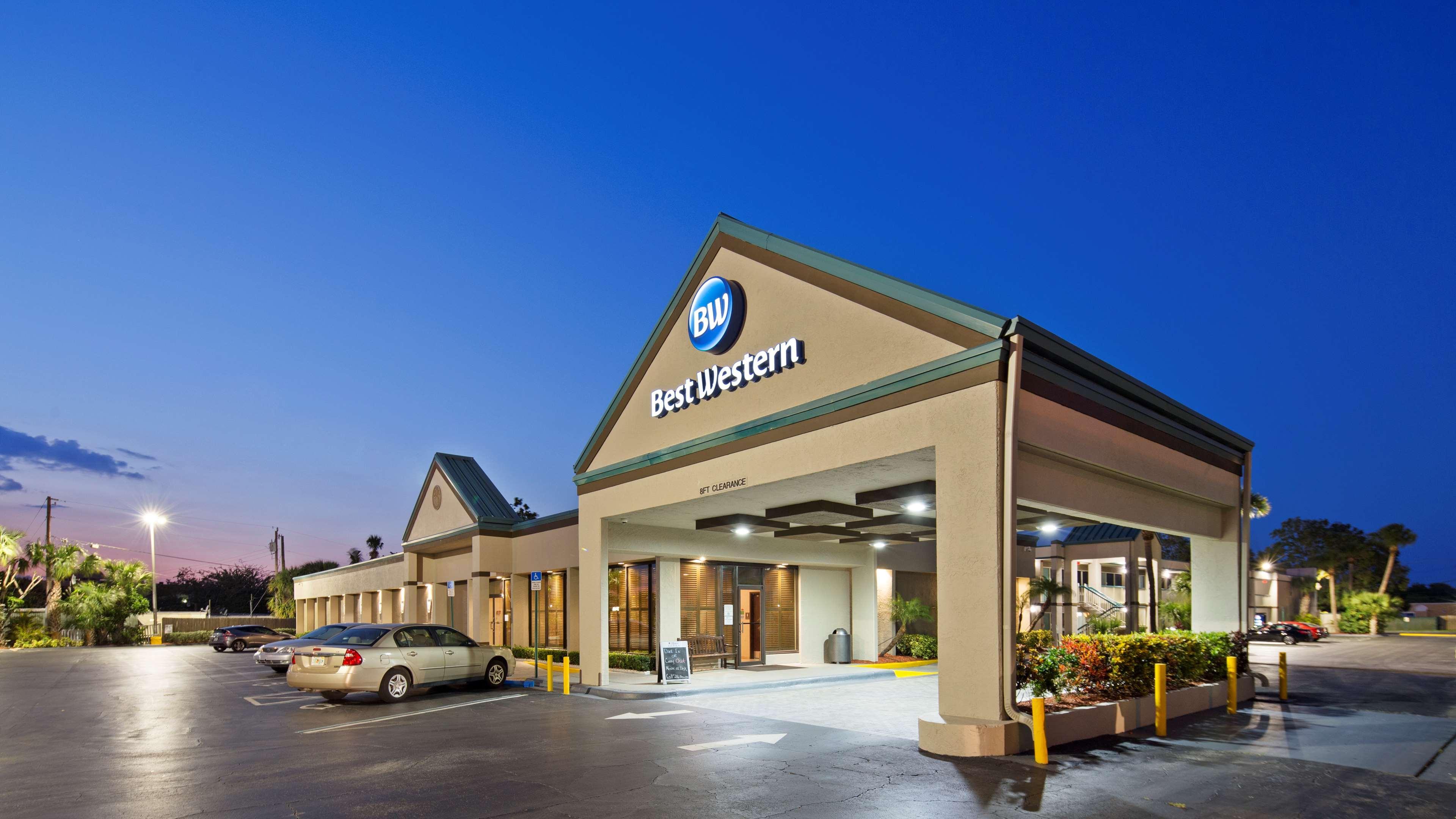 Best Western Downtown Стюарт Екстериор снимка